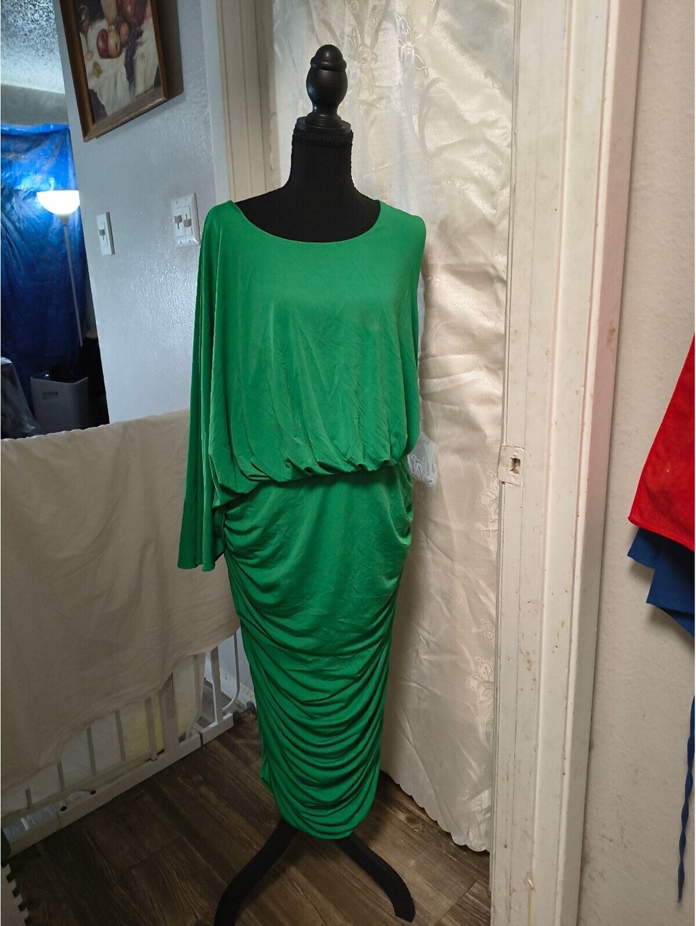ASHRO Green One-Shoulder Evening Dress with Draped Sleeve XL